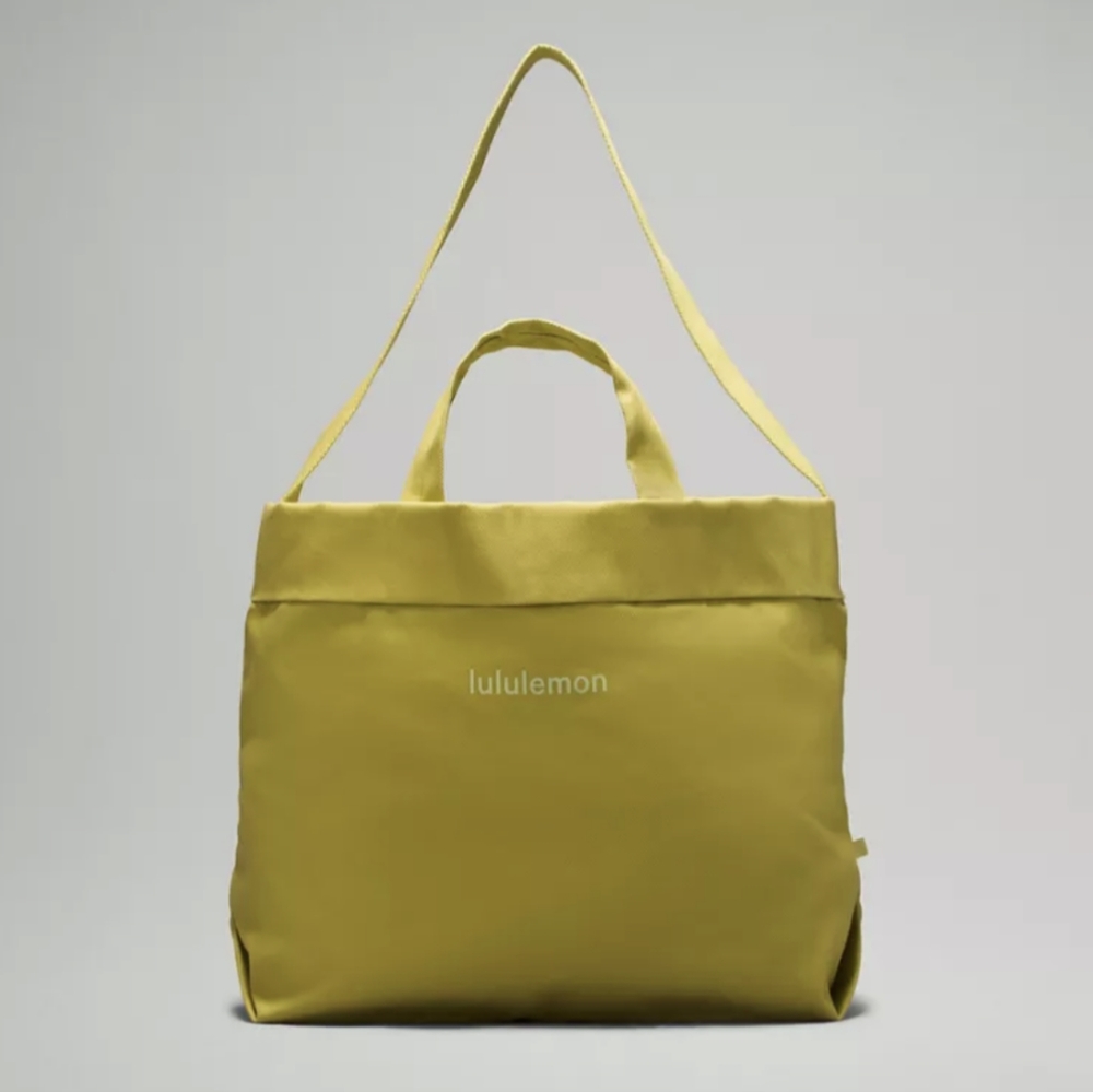 NWT Lululemon HK Cotton Canvas Tote 26L